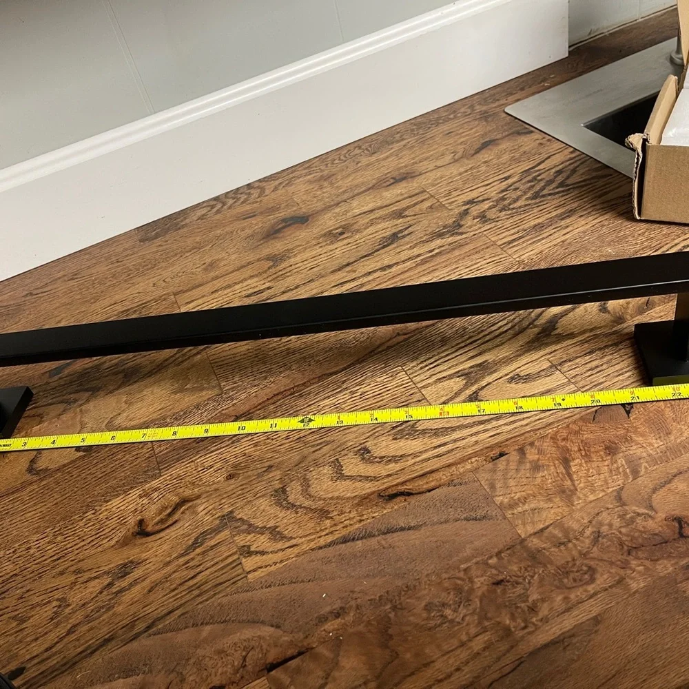 Velimax Black Metal Towel Bar Set